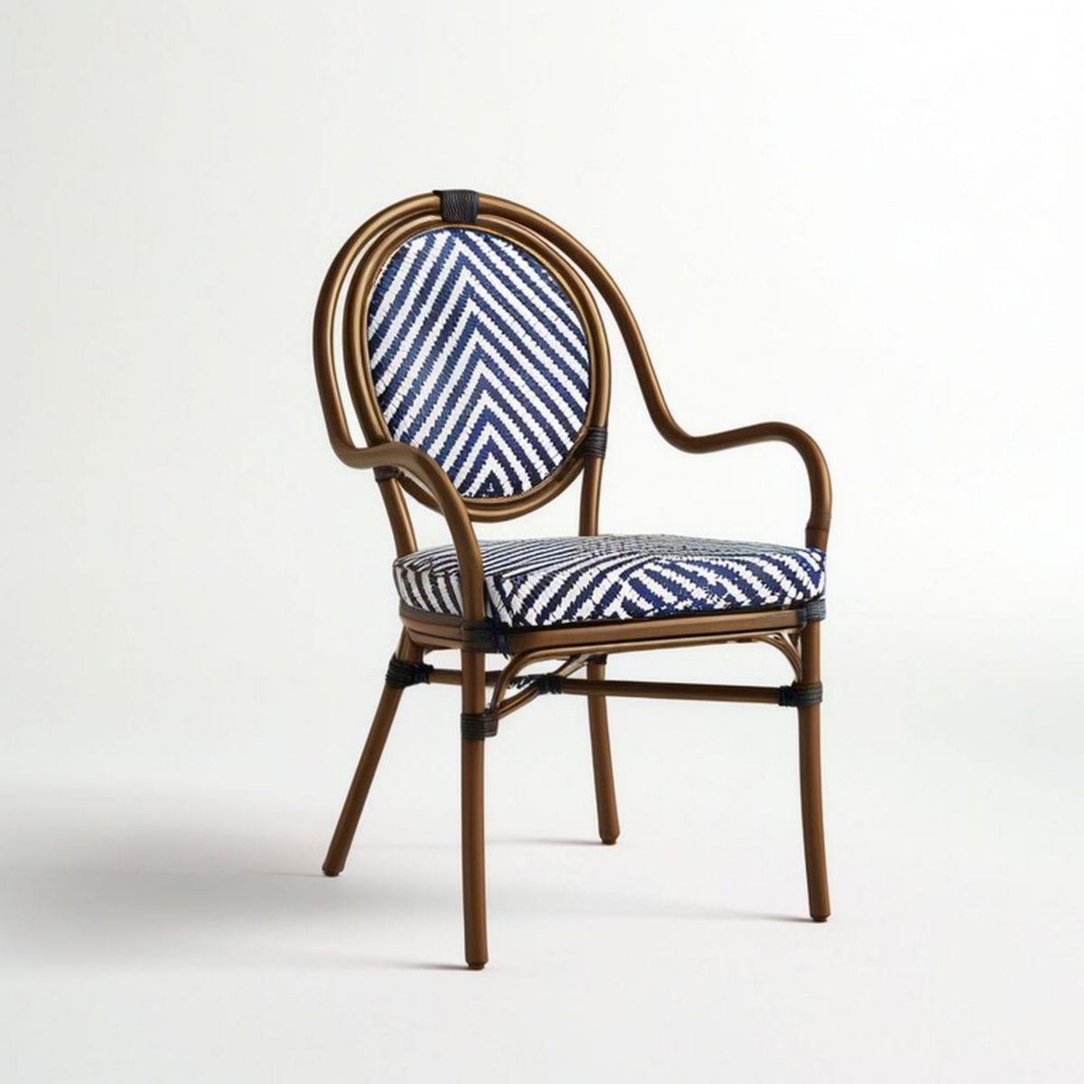 Armlehnstuhl aus PE-Rattan und Polyester, 56 x 60 x 89 cm, Braun/Blau/Weiss